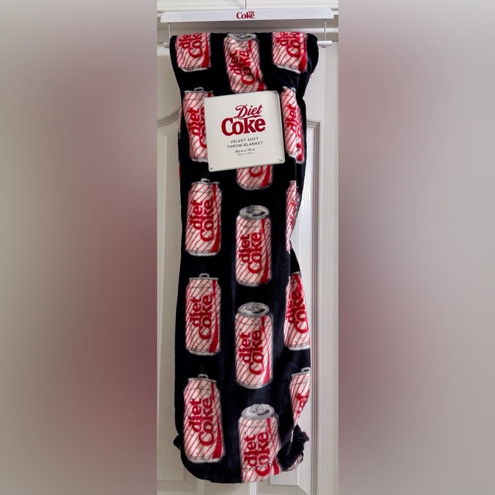 Diet Coke Can 60x70 Black Throw Blanket NEW